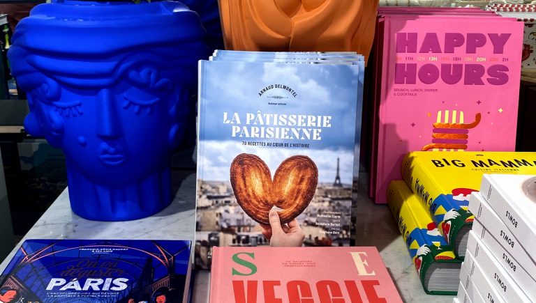 Le livre La pâtisserie parisienne en librairie