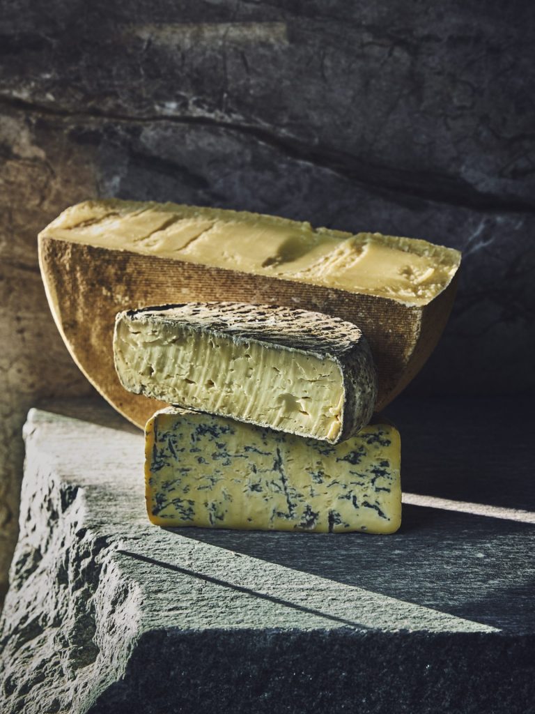 Fromages affinés de la fromagerie Sérac